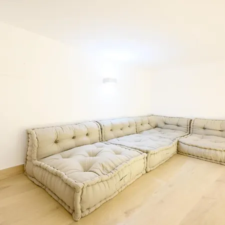 Modern 3 Bedroom, City Center With Patio & High Ceilings By 10Tosea Malaga Exterior photo